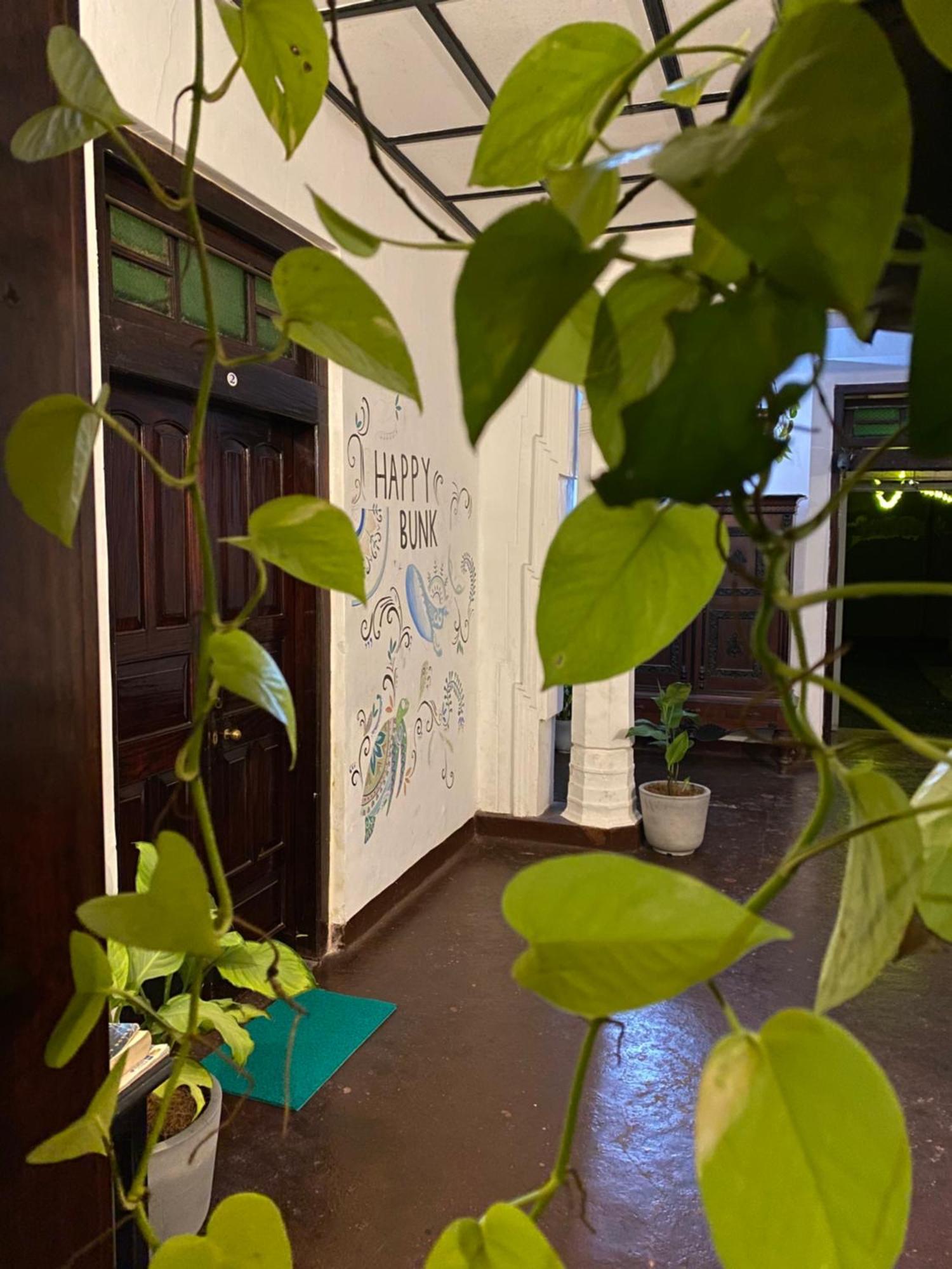 Happy Bunk Hostel Weligama Exterior photo