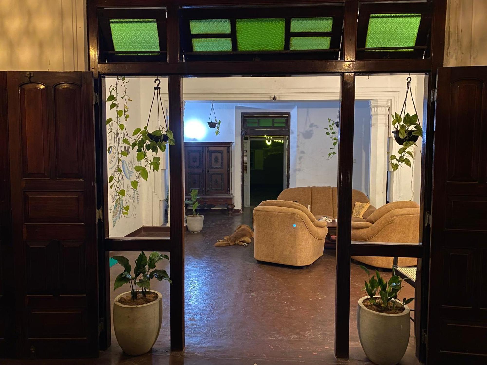 Happy Bunk Hostel Weligama Exterior photo