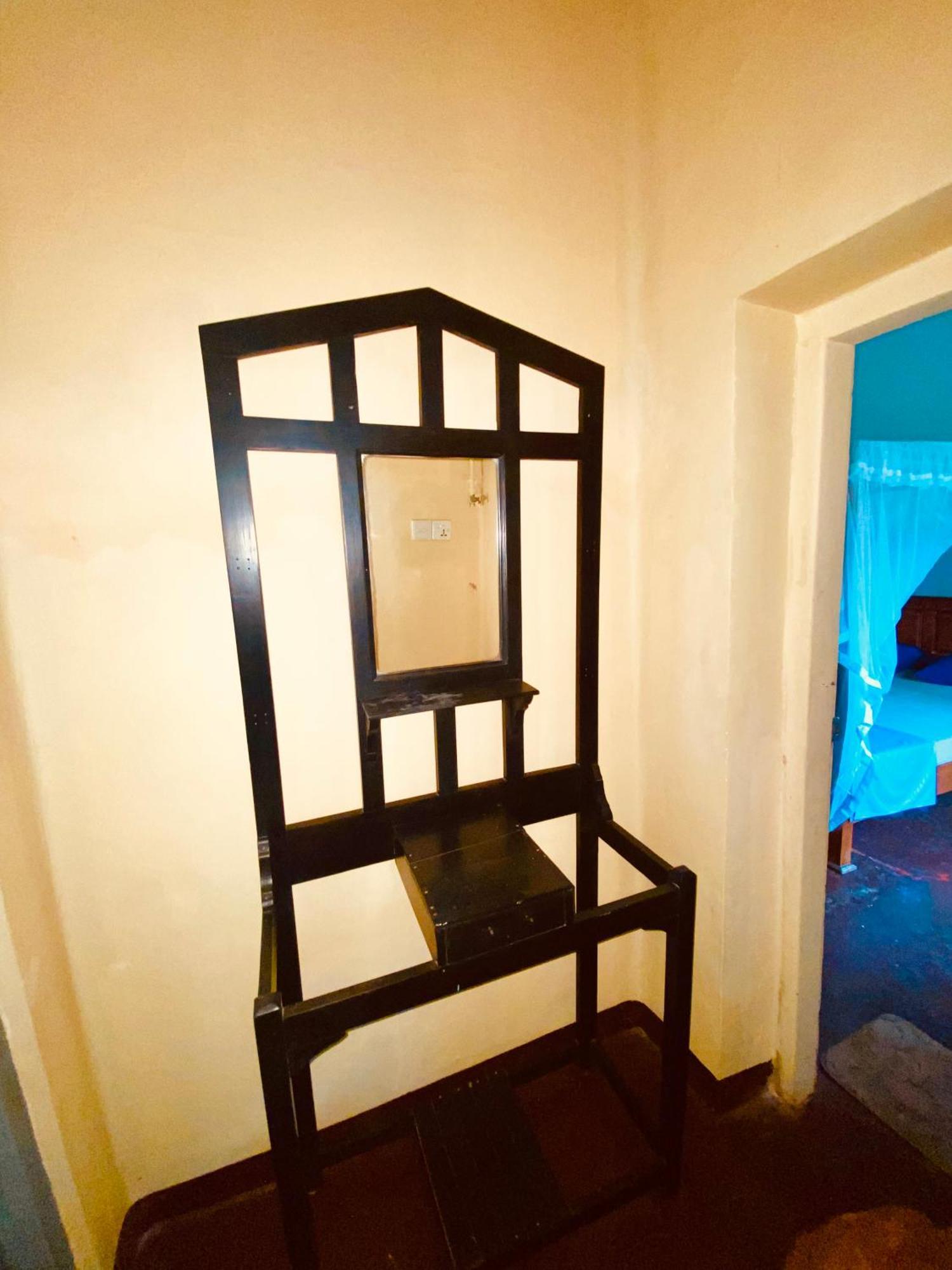 Happy Bunk Hostel Weligama Exterior photo